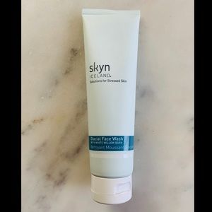 Skyn Iceland Glacial Face Wash